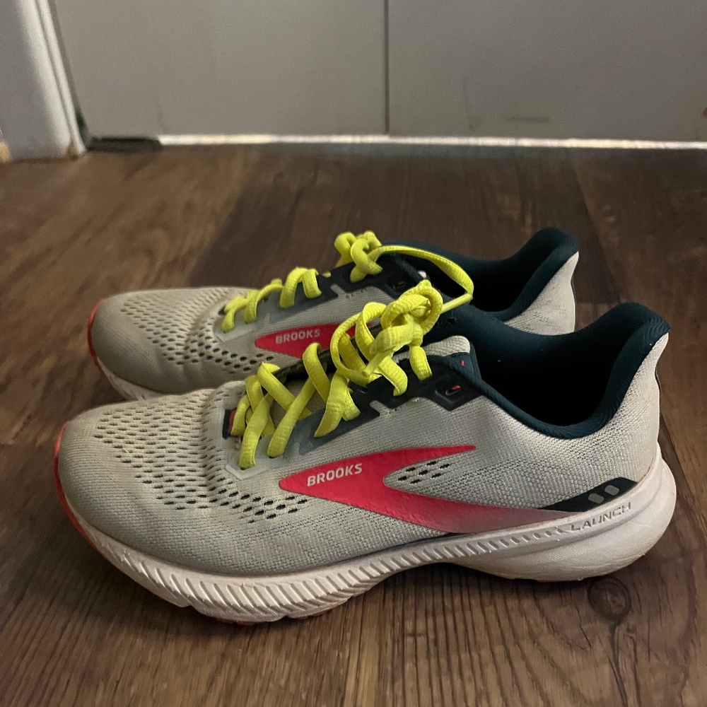 Brook running shoes